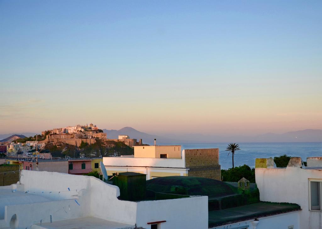 Gioia 13 Rooms & Apartments Procida Exteriör bild